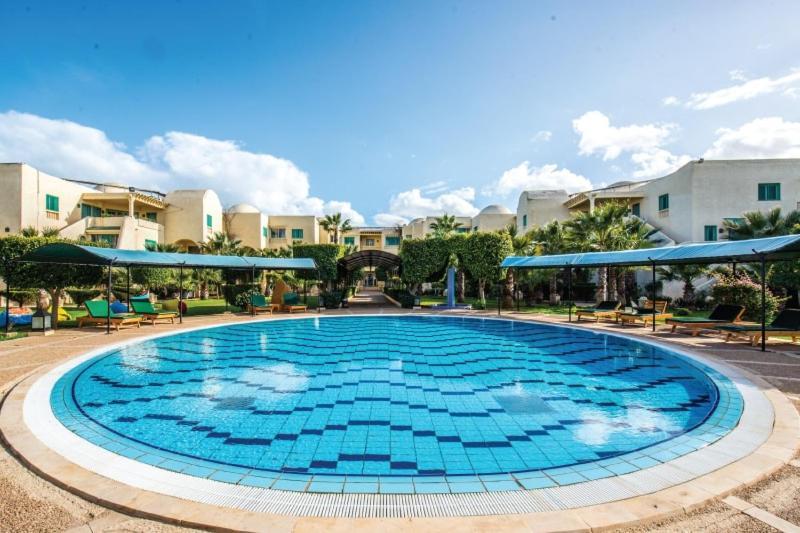 Penthouse Cosy Avec Piscine Privee Aparthotel La Marsa Ngoại thất bức ảnh